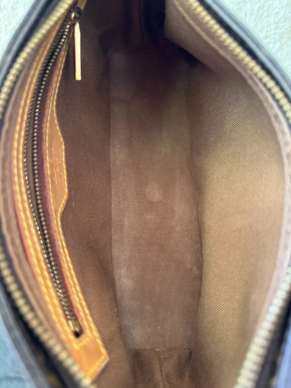 Louis Vuitton Monogram Canvas Trotteur